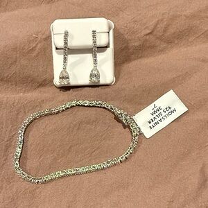 NWT Stunning Moissanite Set $1,600 VALUE